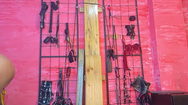 _candy_bdsm_ live webcam