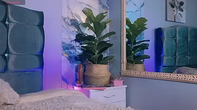 Cloee_cameron live webcam