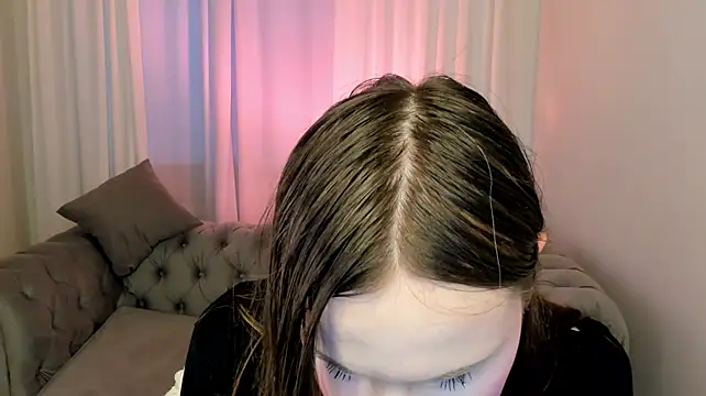 EffieMinki live webcam