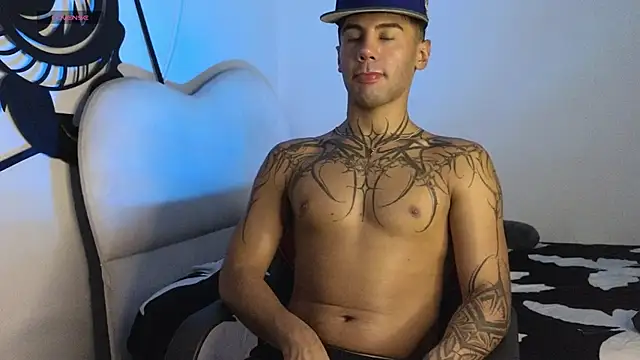imAdamhot live sex cam