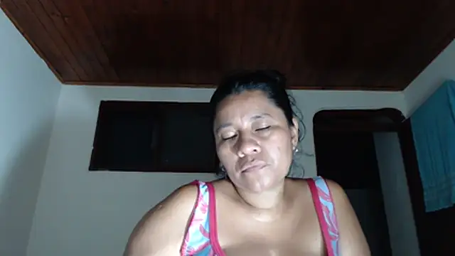 adrixxx38 webcam