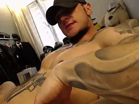 ballardbret (Ask my age) - Cock stroking, flexing, dirty talking. X