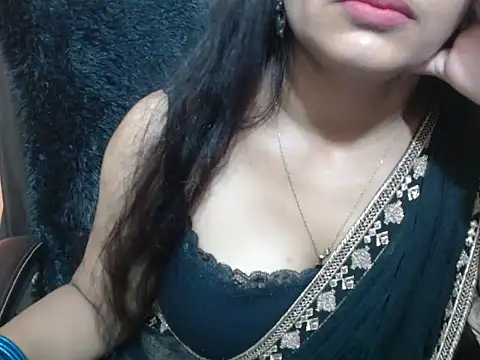 Kudi_Kiyara webcam