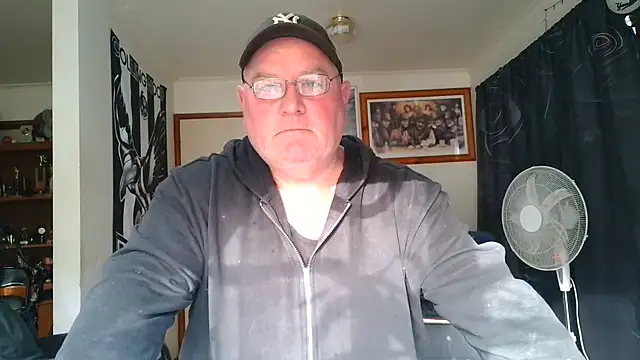 KINKYBLUEYES69 webcam