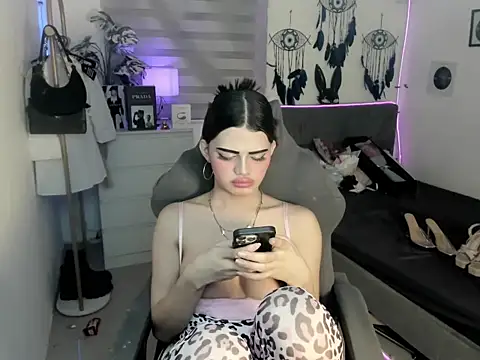 tstoni_talks webcam