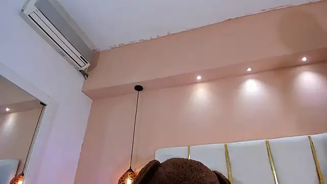miss__yissell webcam