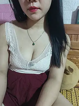 Ngocmai_lazdy webcam