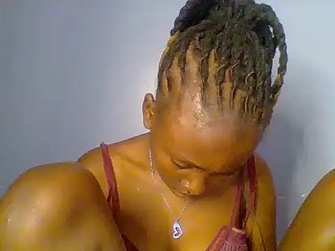 Chocolate-brownie live cam on StripChat