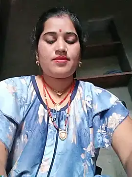 Hot_kamla