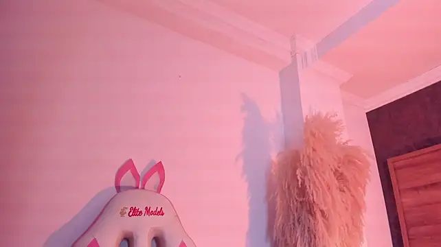 CristineRainn_ webcam