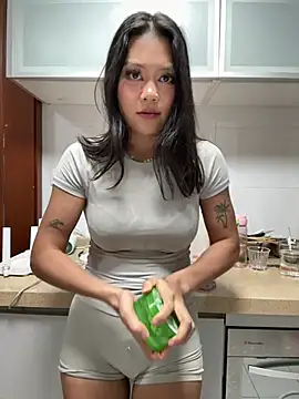 ruanruan05 live sex cam