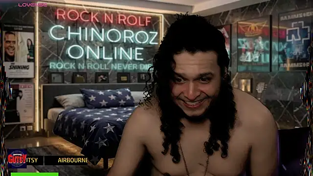 chino_roz live cam on StripChat