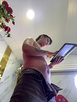 leonel_bigcum webcam