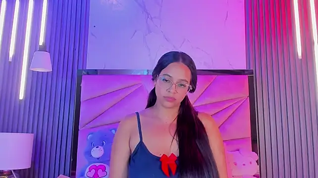 AriOliveira webcam