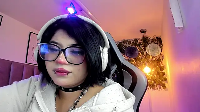 Kitty_Gang live webcam