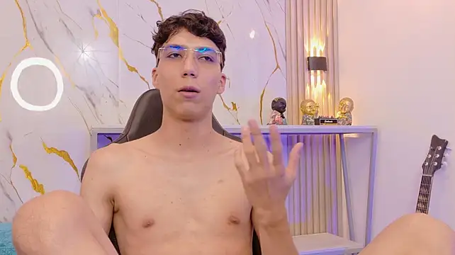Nikolay_Gregori live cam on StripChat