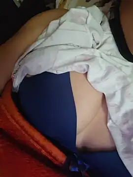 Hassina_456 webcam
