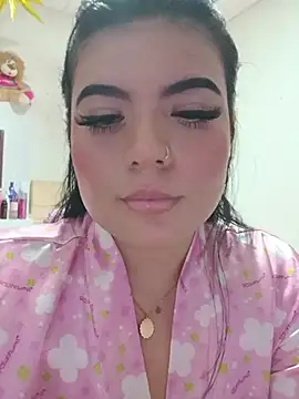Salomee-23 live cam on StripChat