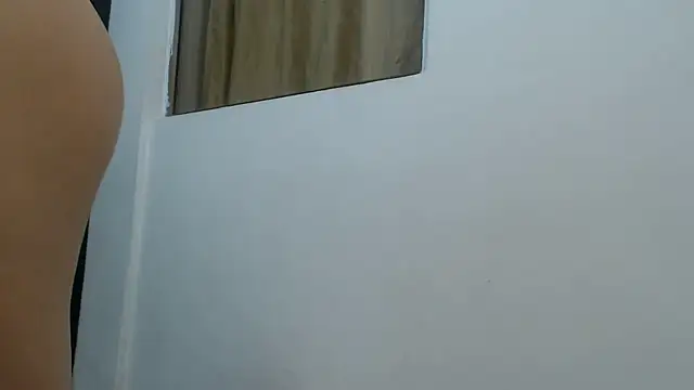 sweet_chloe25 webcam