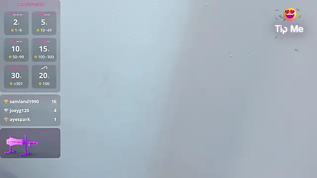 Corinabaker live cam on StripChat