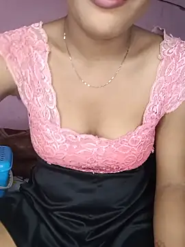 Sexy-manavi3 live cam on StripChat