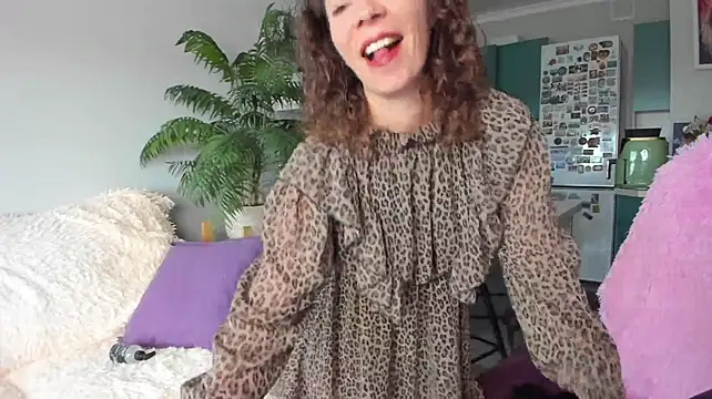 ChristinaGlory webcam