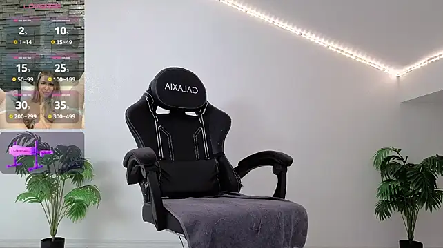 Megan_Ros webcam