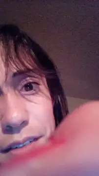 tsvickyyvee1990
