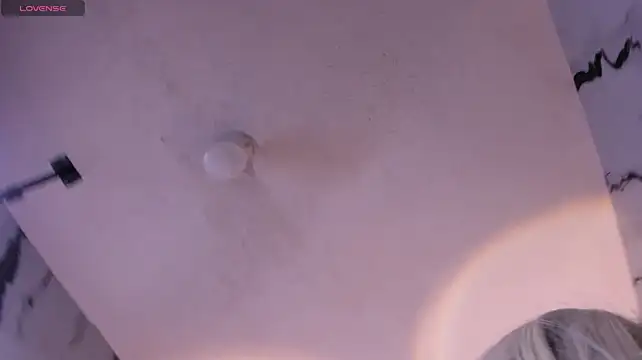 averline_sterling webcam