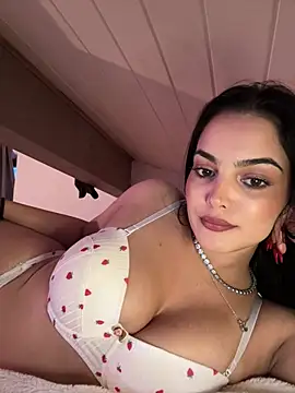 LunnaVey webcam
