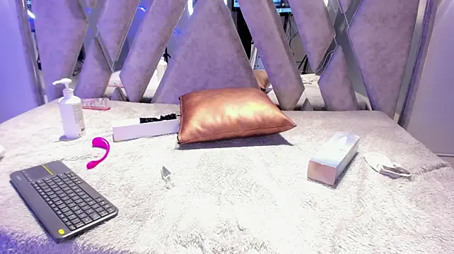 Zoe_444 webcam