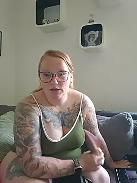 TinkTink87 webcam