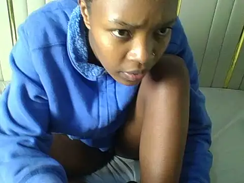 Black_nastyyy webcam