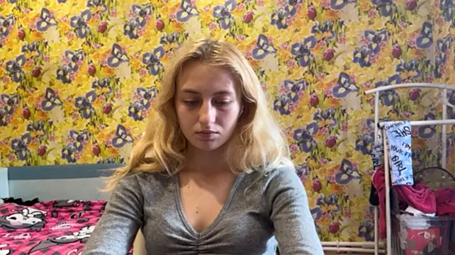 LisaBam webcam