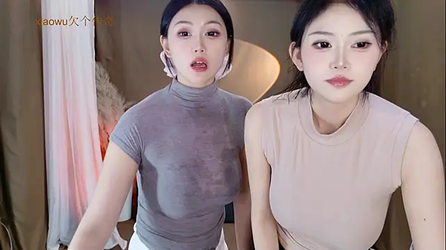 Banana-Milk69 webcam
