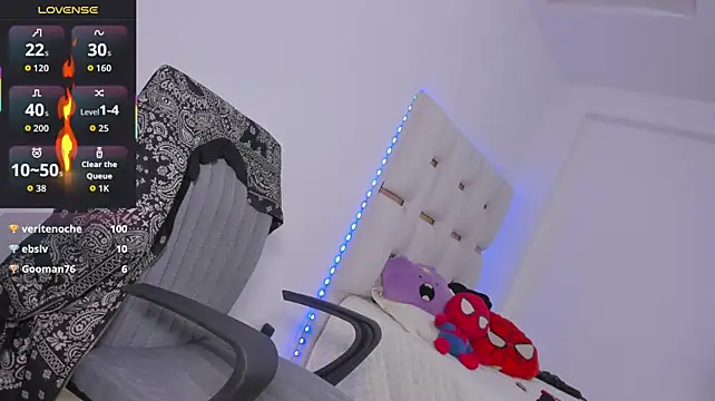 MissCarolinne