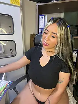 ManuelaVeeleez webcam