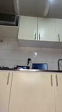 chloee_peach (F milf) - 😈💦WET MY PUSSY A LOT💦😈🩸