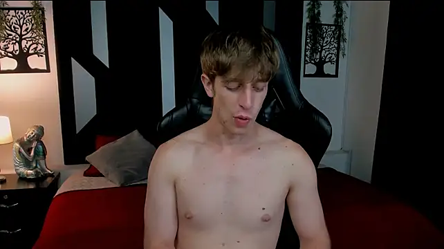 Ostin_Saints live cam on StripChat