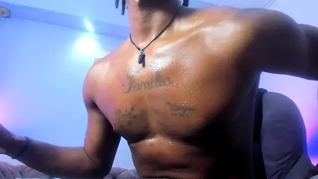 tory_bbc live cam on StripChat