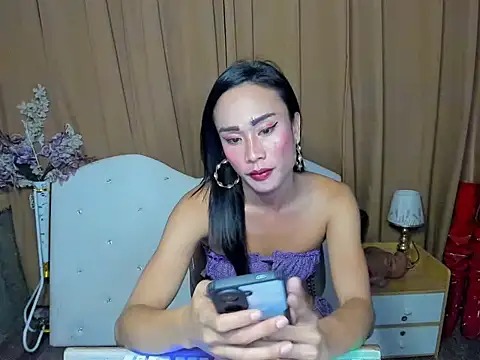 AshantTsiBigCock webcam