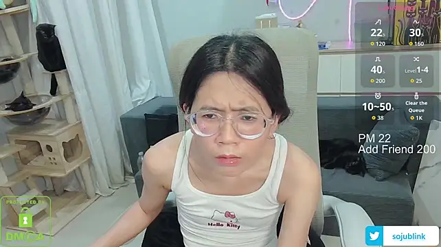littlemiilk live cam on StripChat