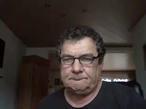Nobbie444 live cam on StripChat