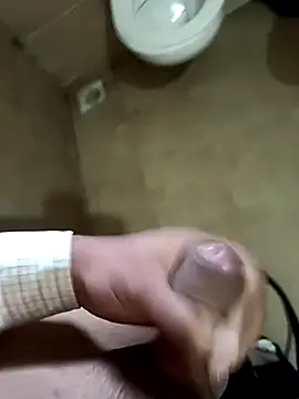 rentalboy29 (M young) - Make me nude and cum shot