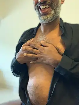 thebeelzebun (Ask my age) - get dick hard on cam