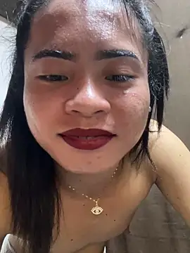 YourHotMenxie18 webcam