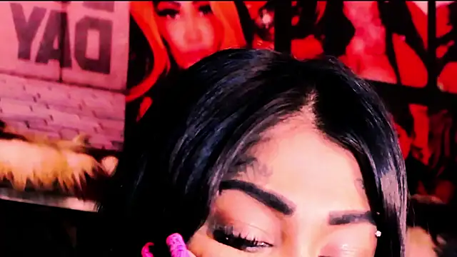 indian_dreamgirl webcam