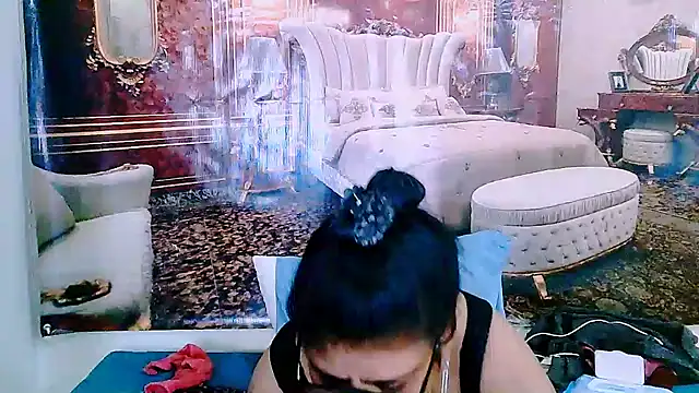 IndianAllure webcam