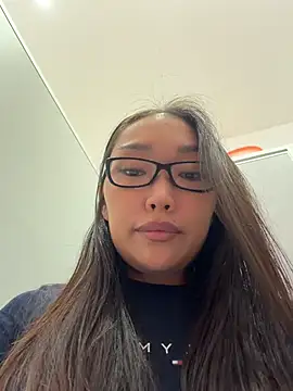 trytomakememoam webcam