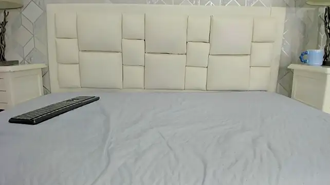 naia_cox webcam